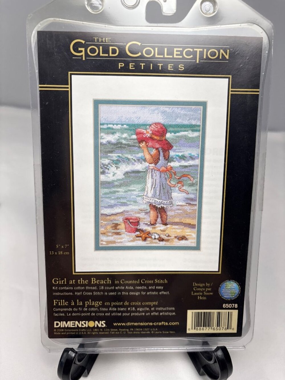 Dimensions Gold Collection Petites Girl At The Beach Cross Stitch Kit 5"x7" New